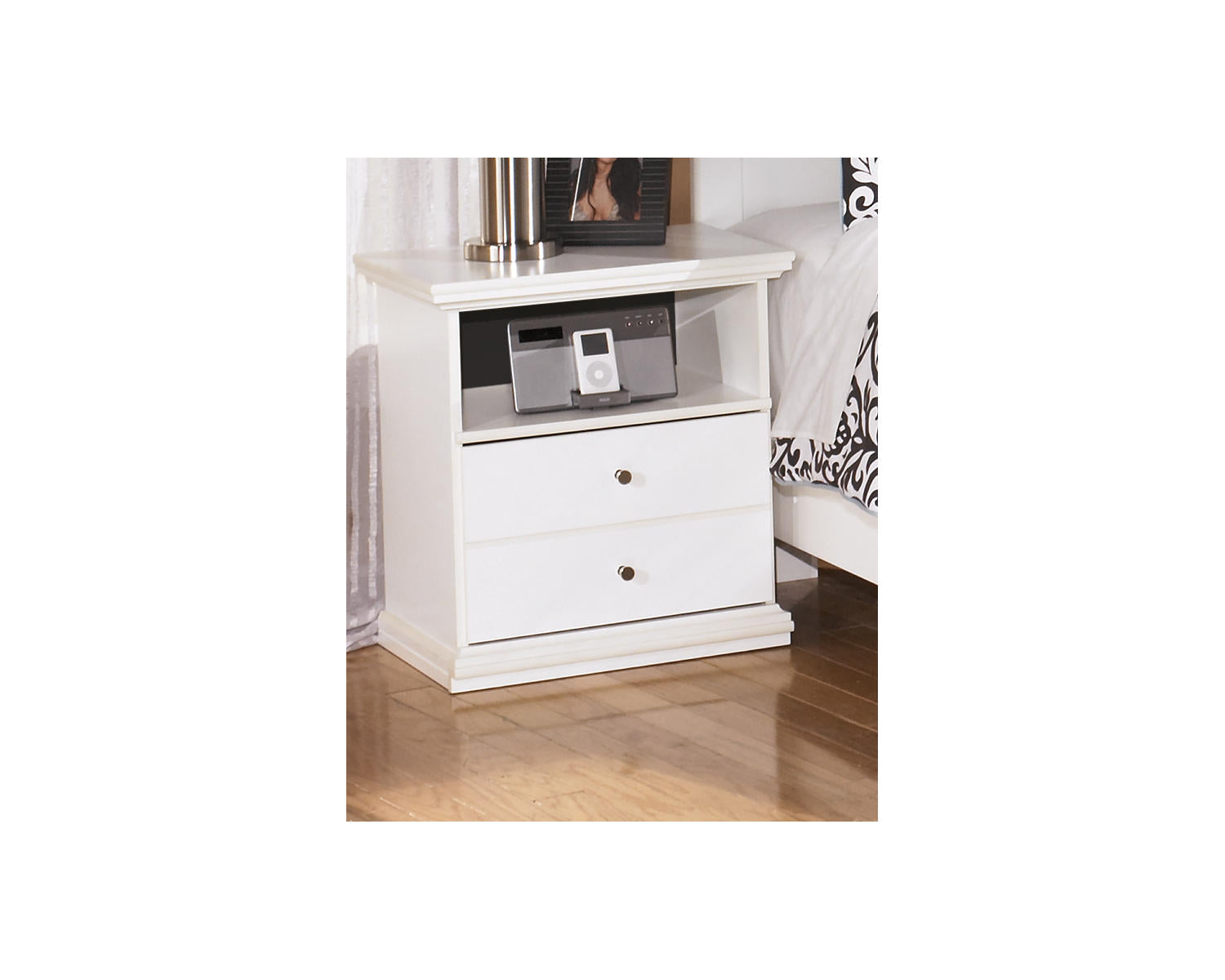 Bostwick Shoals Twin Panel Bed, Chest and Nightstand