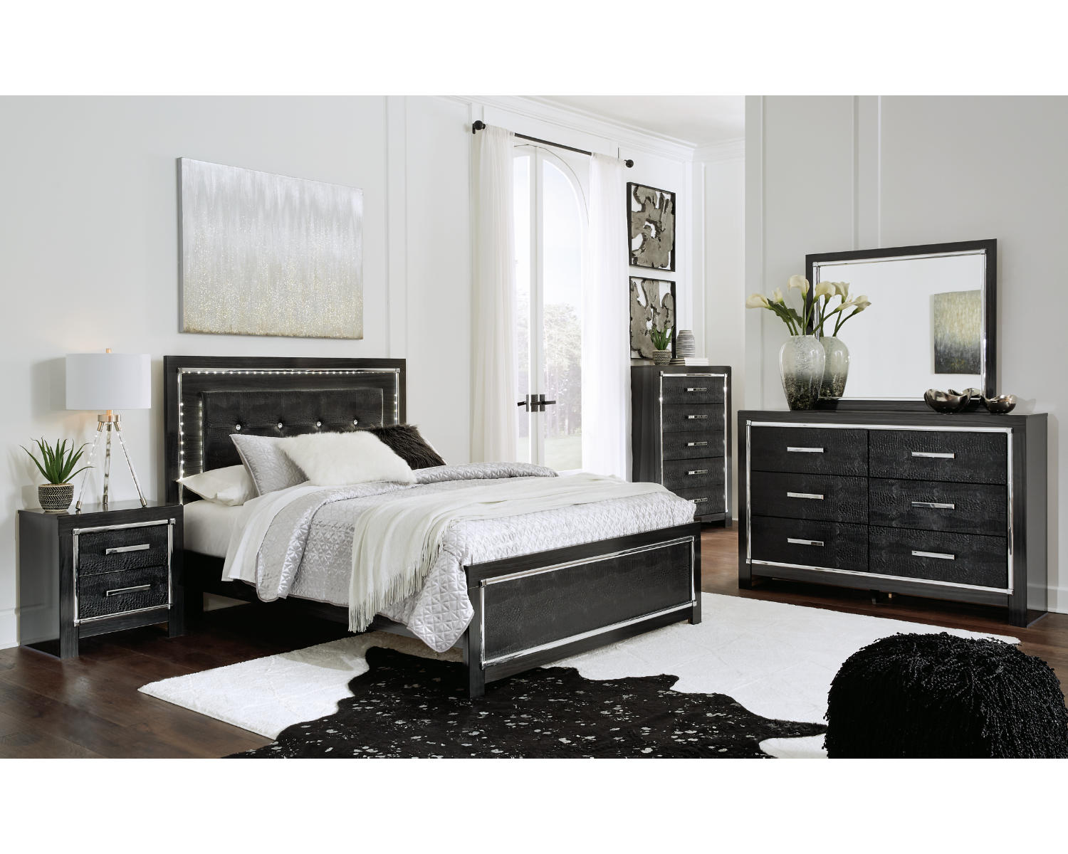 Kaydell Queen Panel Bed, Dresser, Mirror, Chest and Nightstand