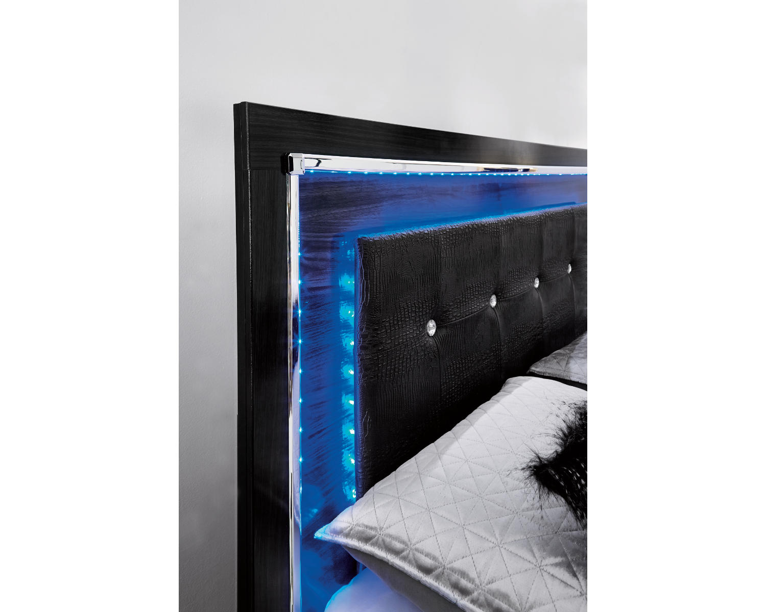 Kaydell Queen Storage Bed, Dresser, Mirror and Nightstand
