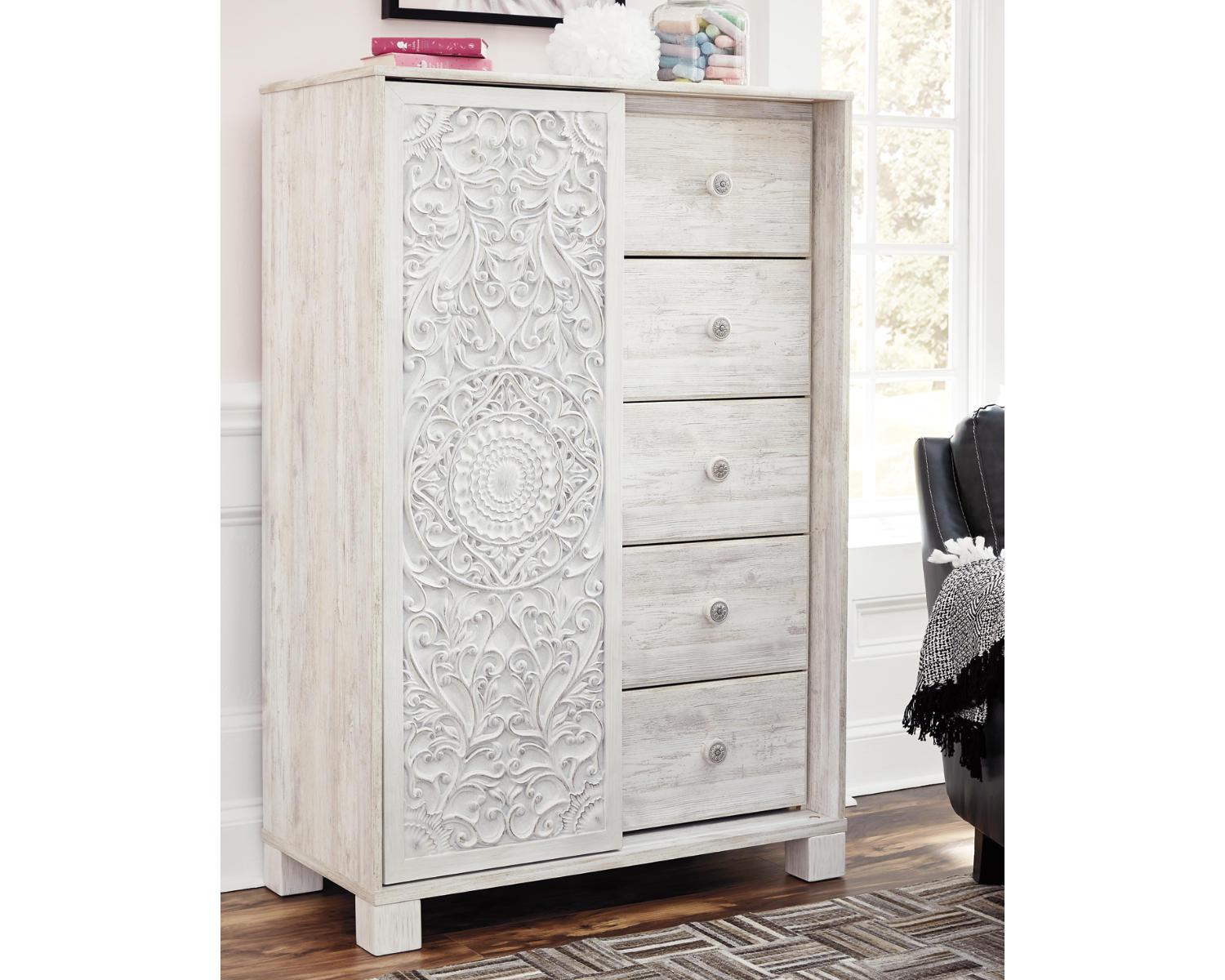 Paxberry Queen Panel Bed, Dresser, Mirror,  Chest and Nightstand