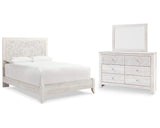 Cama Queen con paneles, tocador y espejo Paxberry