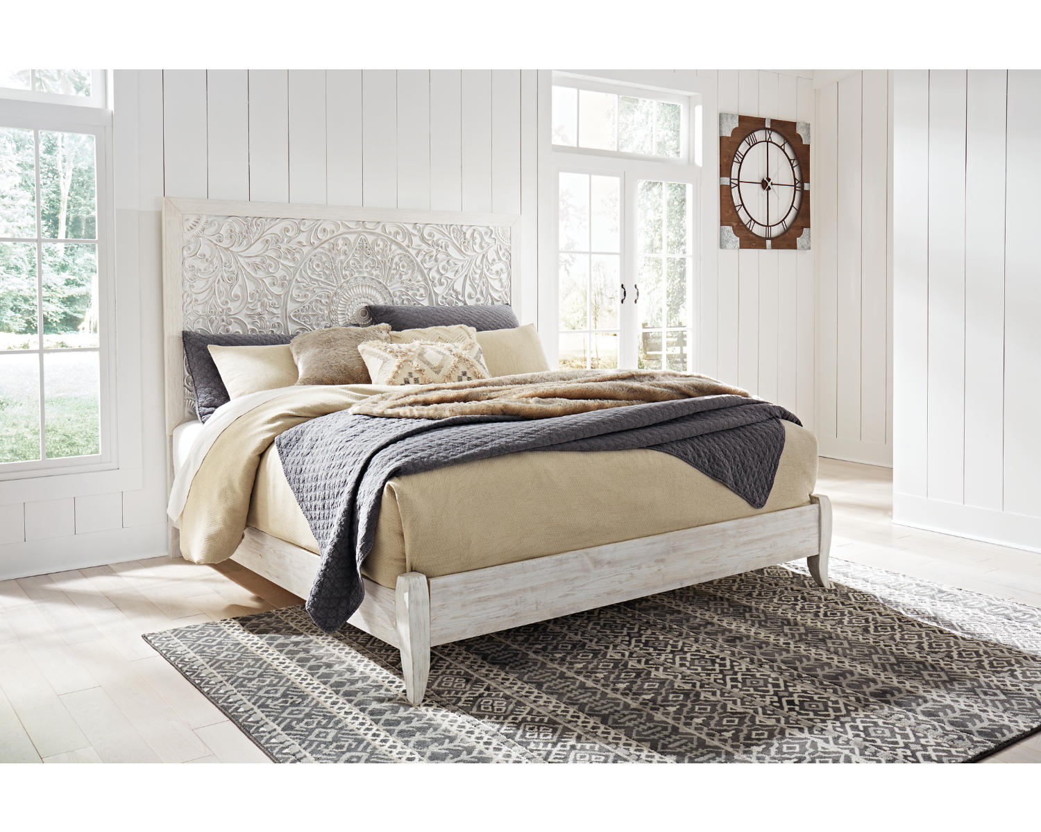 Paxberry King Panel Bed