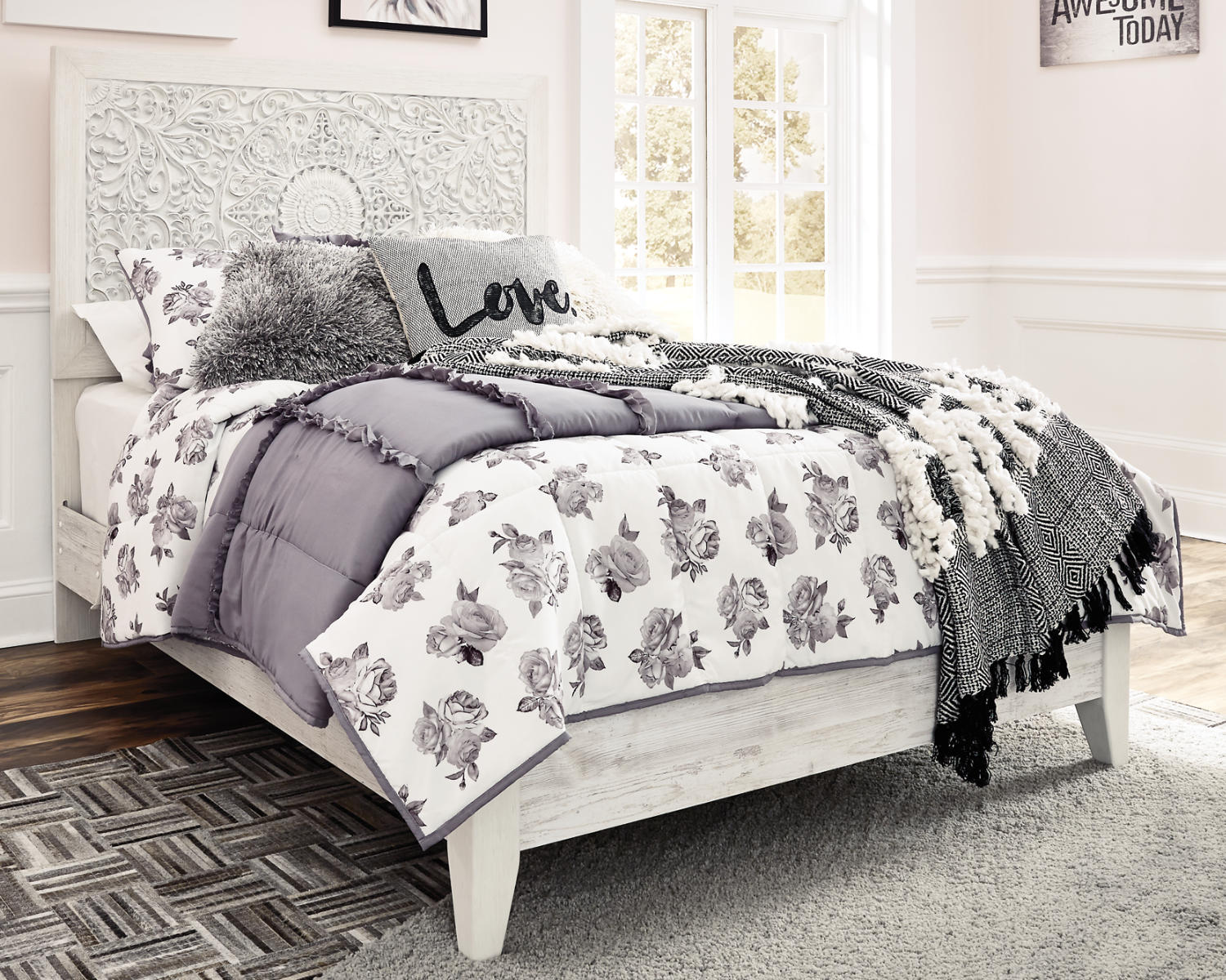 Paxberry Twin Panel Bed, Chest and Nightstand