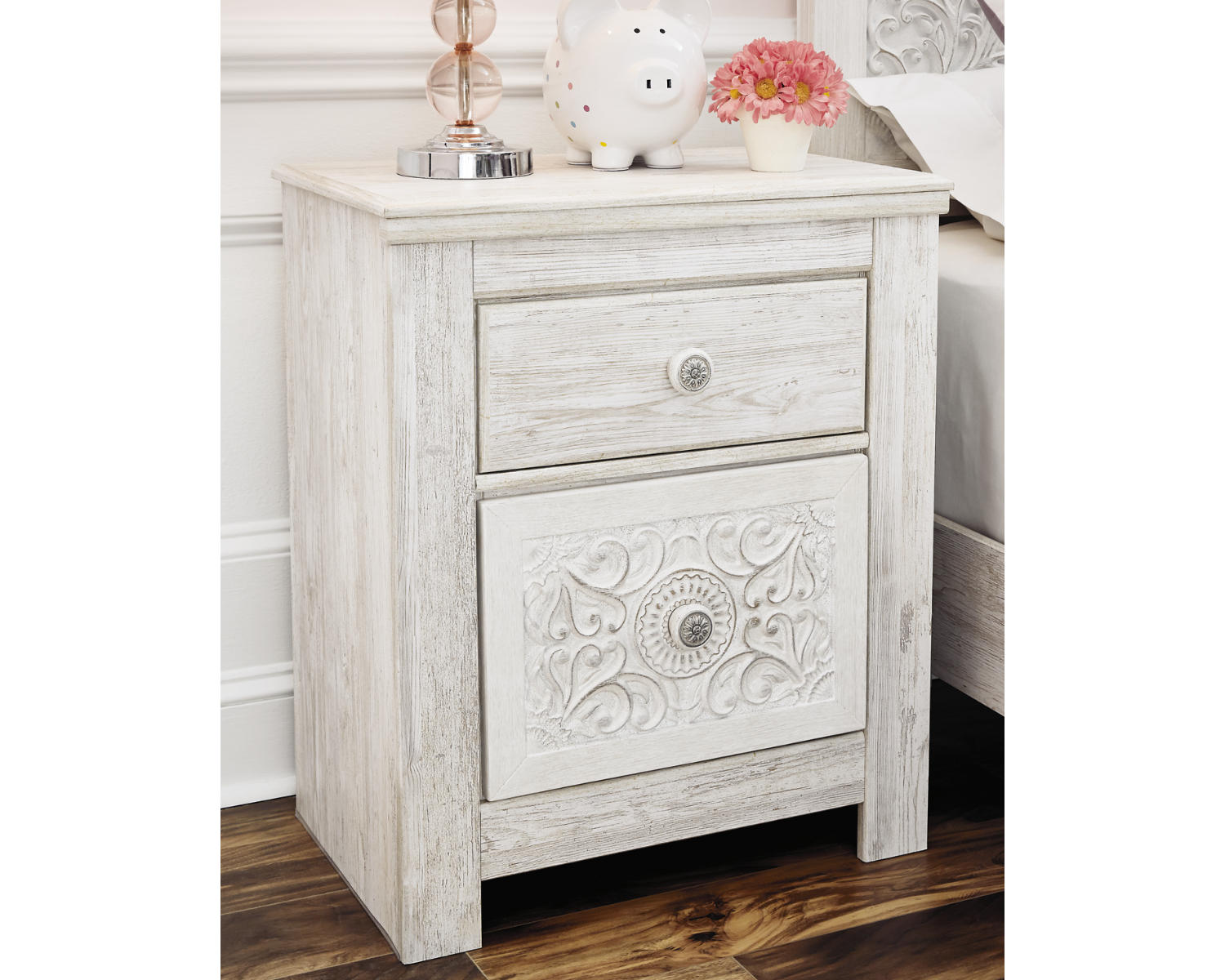 Paxberry Full Panel Bed, Dresser and Nightstand
