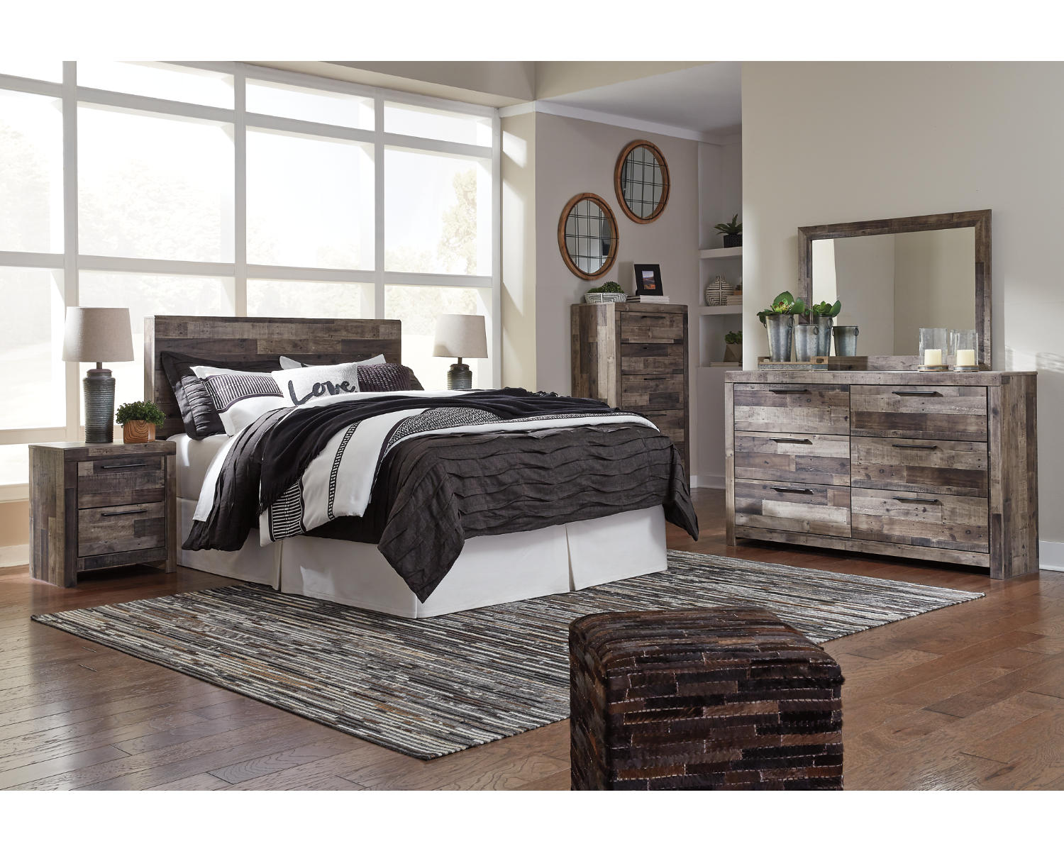 Derekson Nightstand