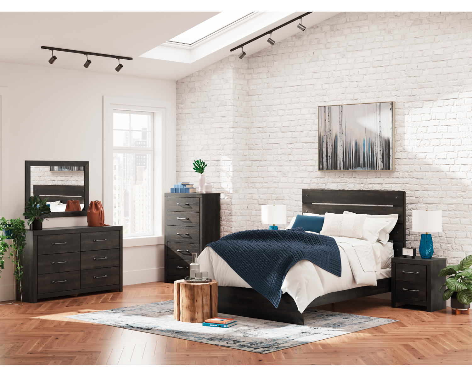 Hollivern Queen Panel Bed