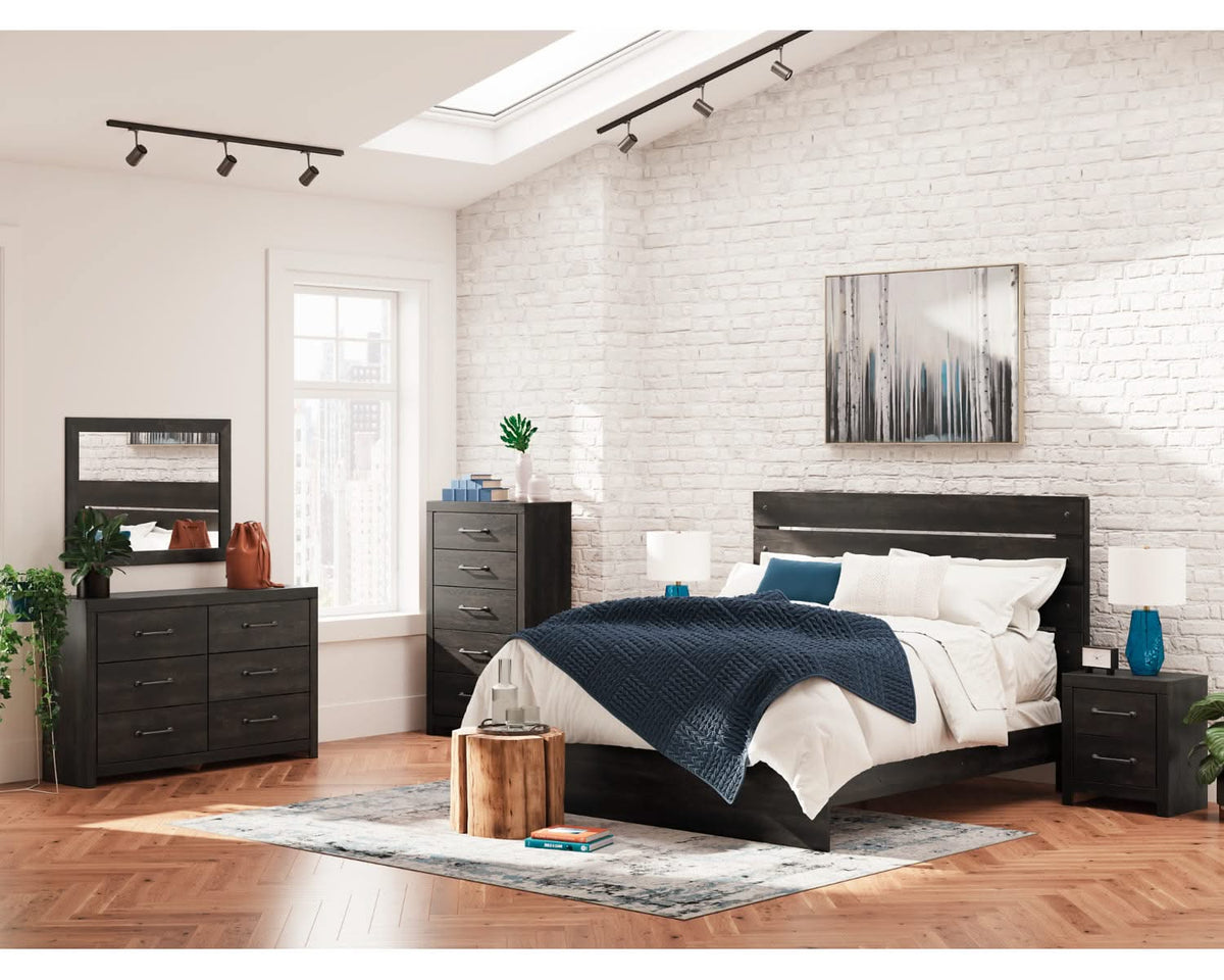 Hollivern King Panel Bed