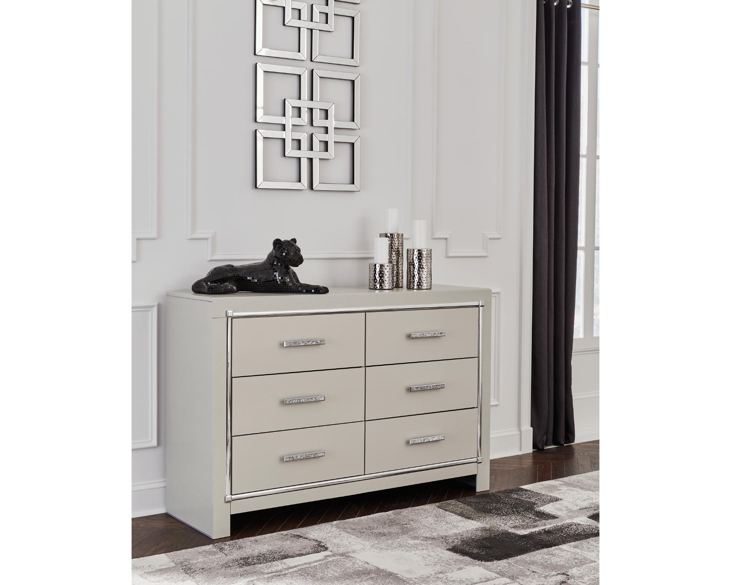 Zyniden Dresser