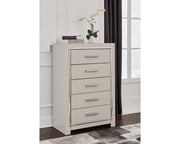 Zyniden Chest of Drawers