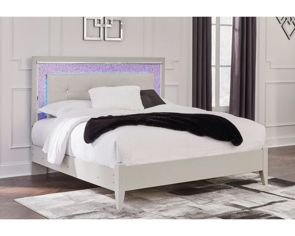 Cama Queen con paneles tapizados Zyniden