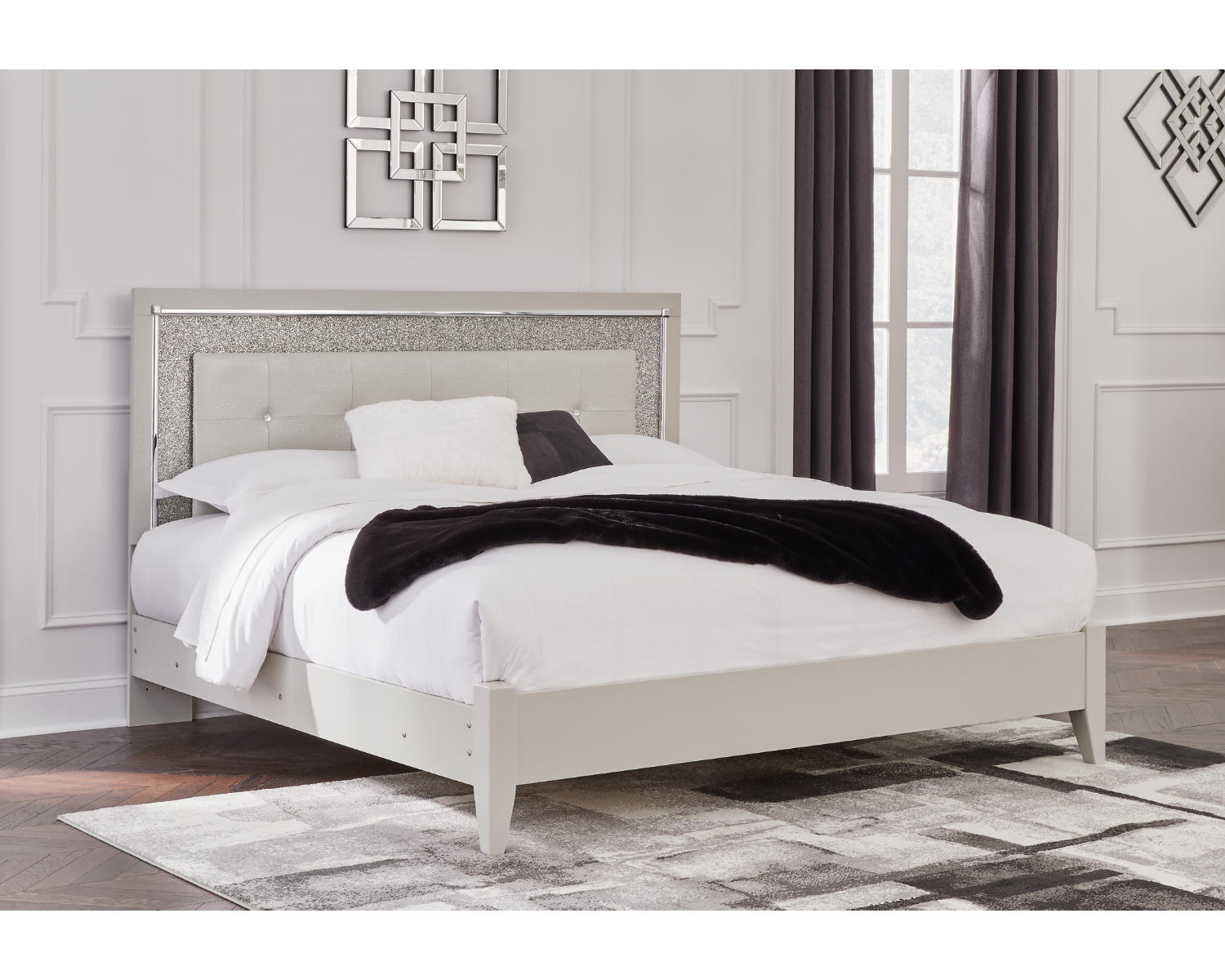 Zyniden King Upholstered Panel Bed