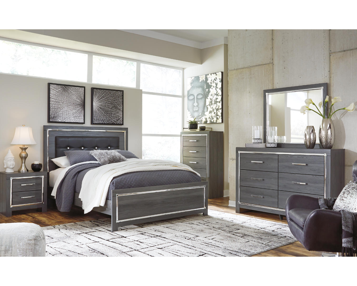 Lodanna Queen Upholstered Panel Bed, Dresser, Mirror and 2 Nightstands