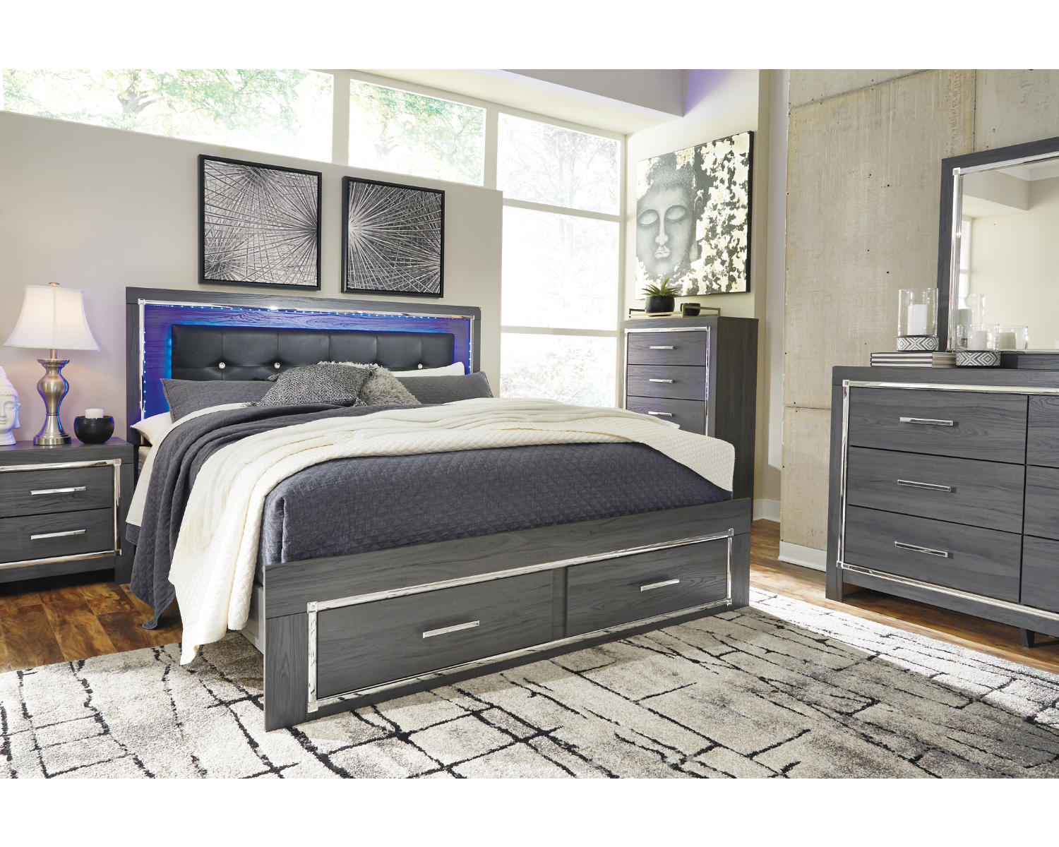 Lodanna King Panel Bed with 2 Storage Drawers