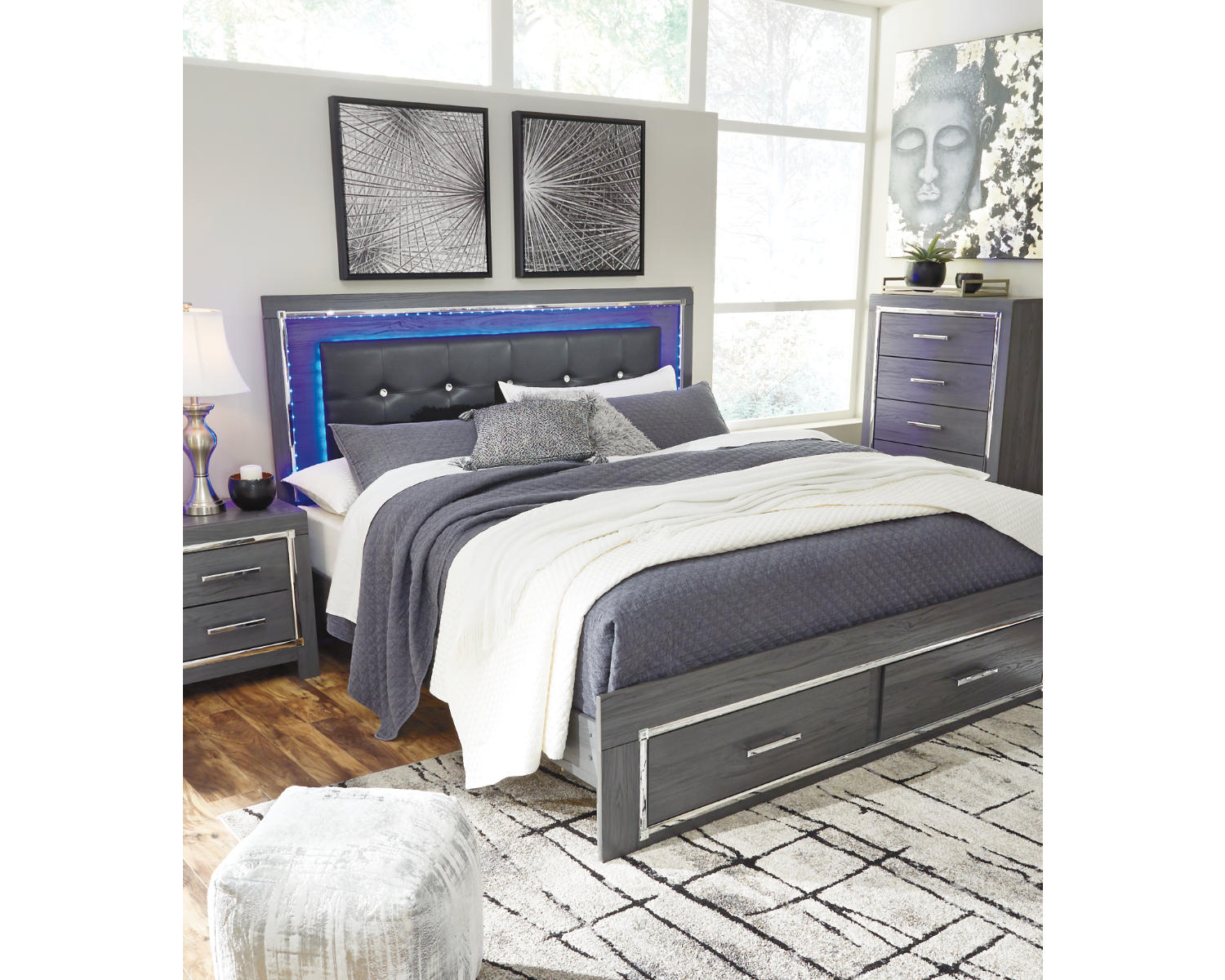 Lodanna King Panel Bed with 2 Storage Drawers
