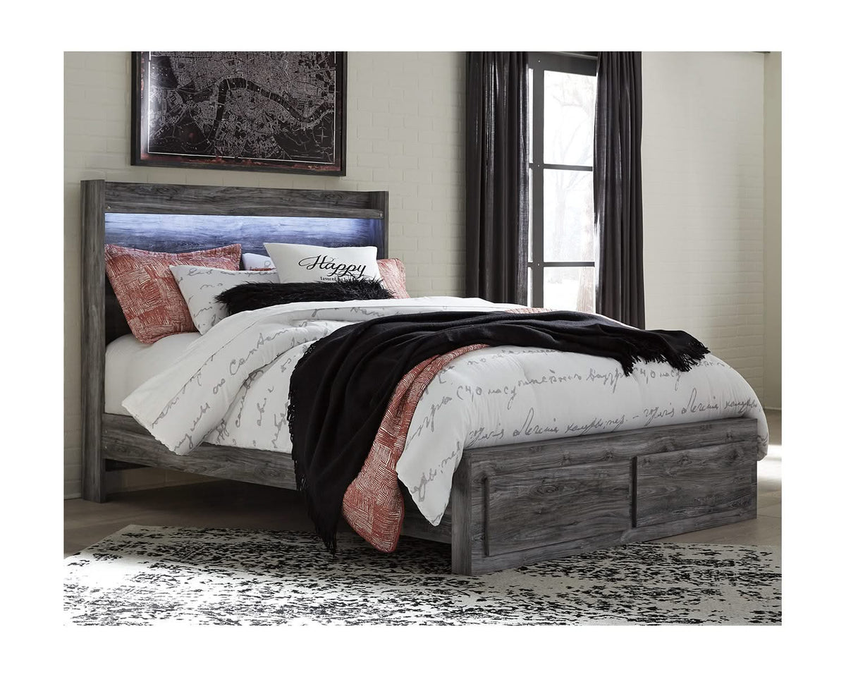 Cama Queen con almacenamiento y dos mesitas de noche Baystorm