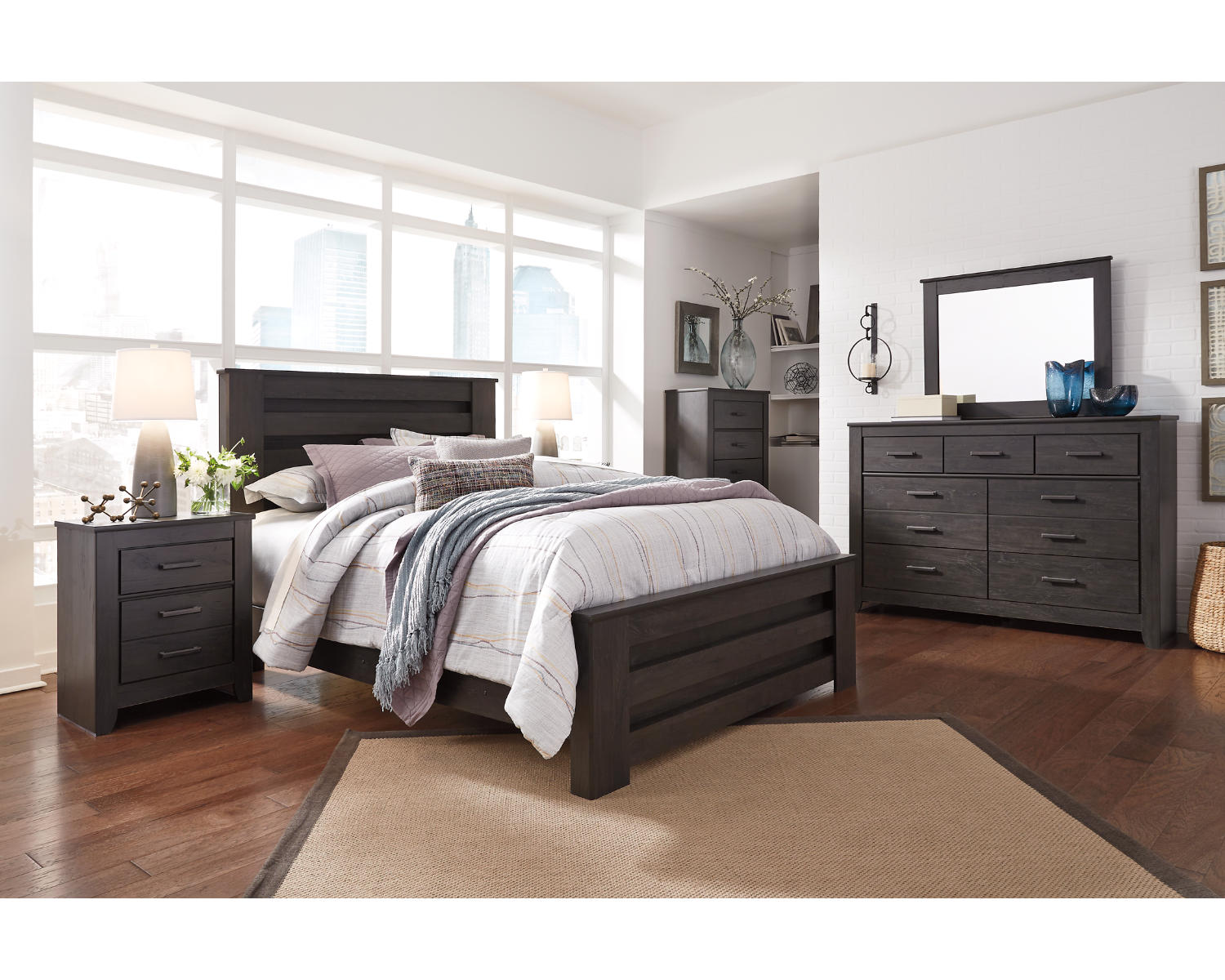 Brinxton Chest of Drawers