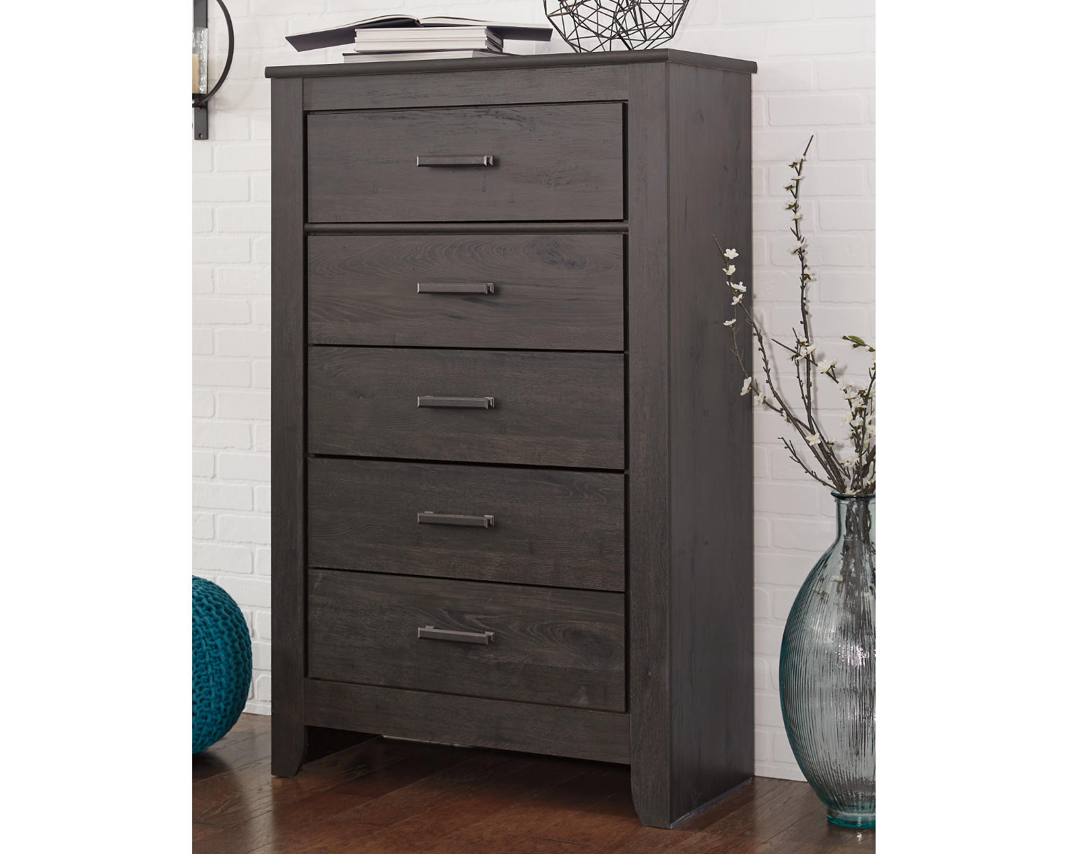 Brinxton Chest of Drawers