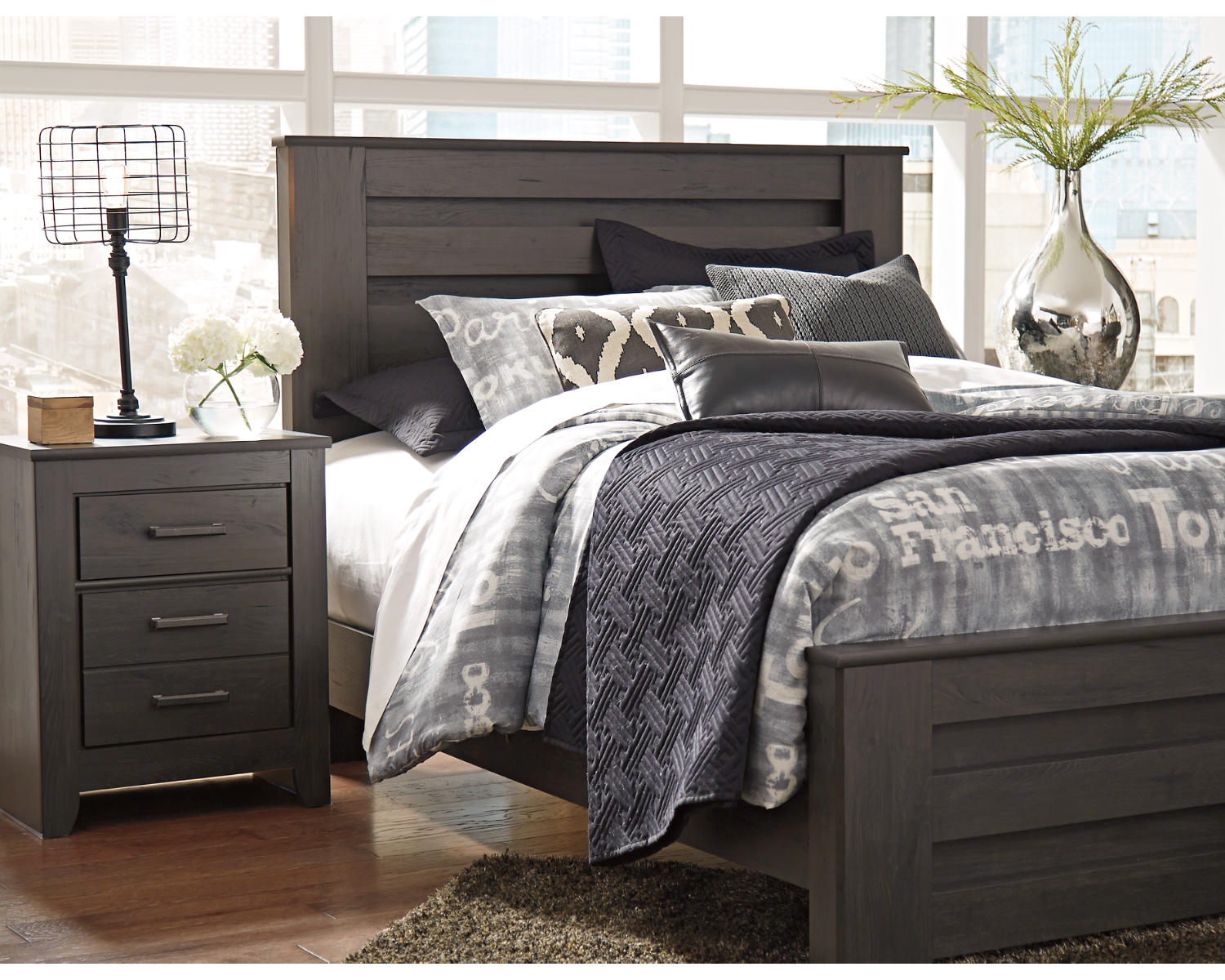 Brinxton Queen Panel Bed