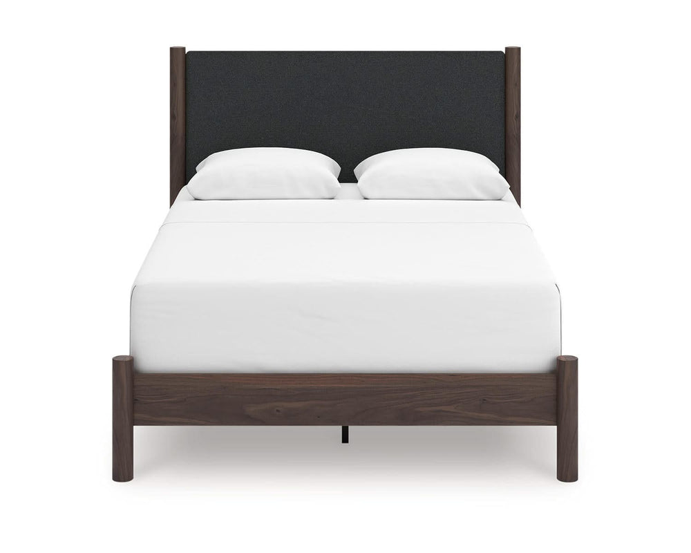 Cama Queen con paneles tapizados Pamytta