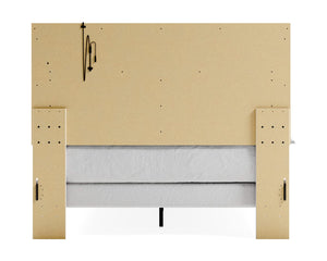 Altyra Queen Panel Bed