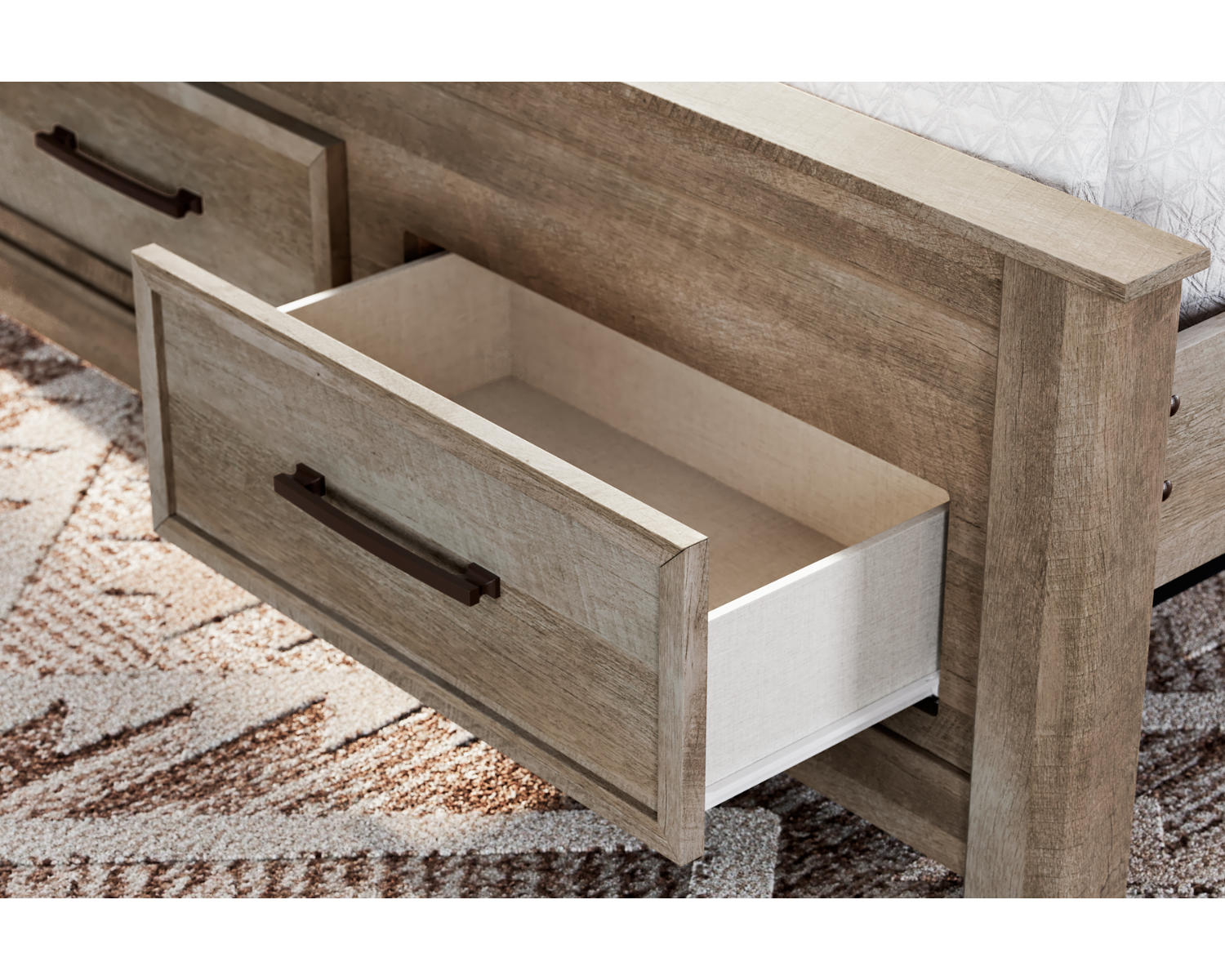 Yarbeck Queen Panel Bed with Storage