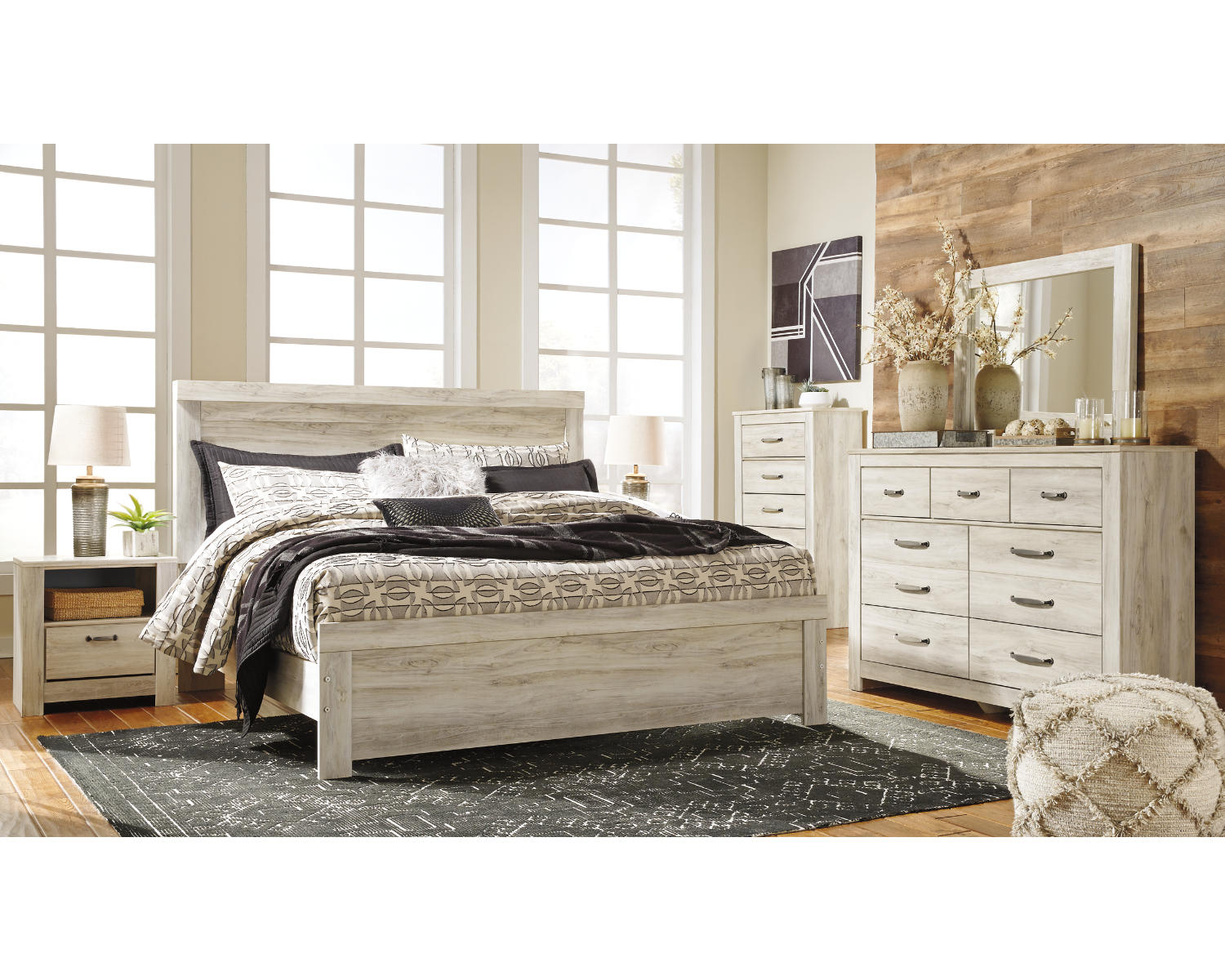 Bellaby King Panel Bed, Dresser, Mirror and 2 Nightstands