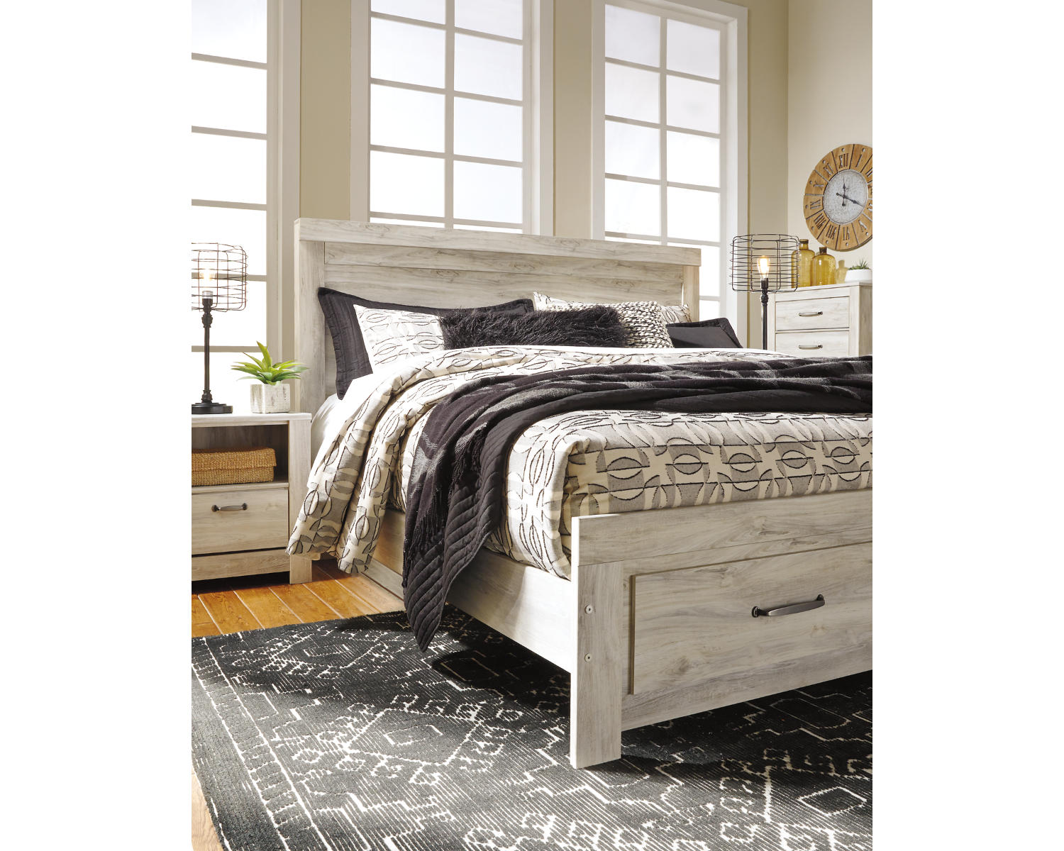 Bellaby King Platform Bed with 2 Storage Drawers