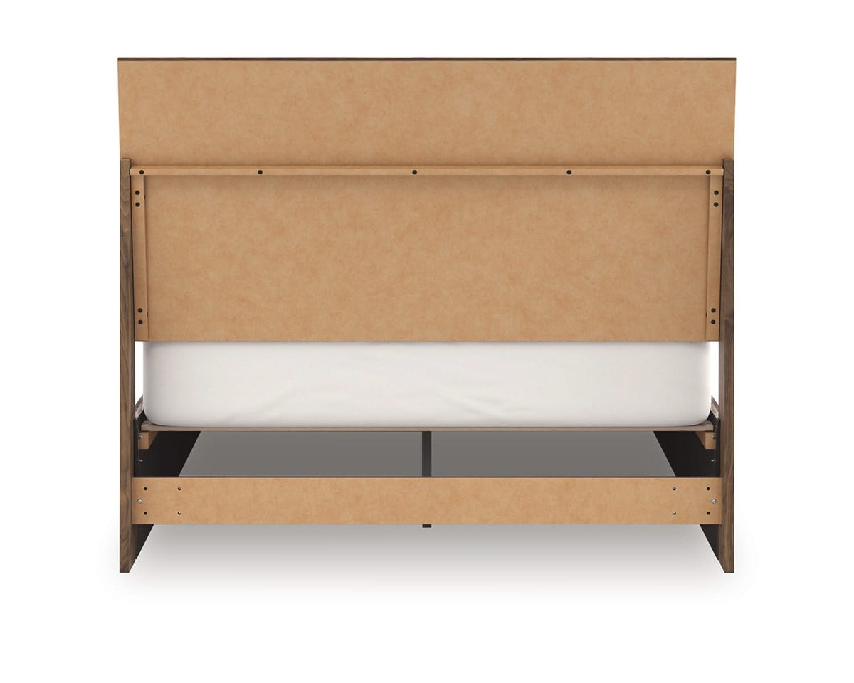 Chirason Queen Panel Bed
