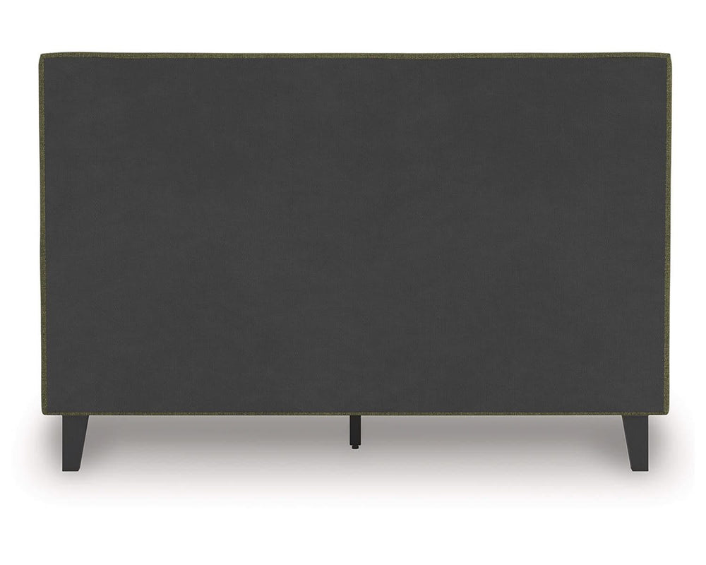 Cama Queen tapizada Chirason con listones enrollables