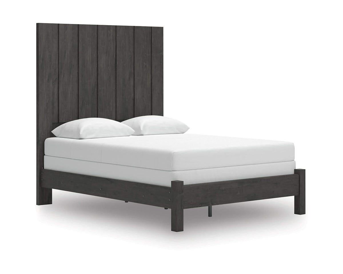 Fraluna Queen Panel Bed