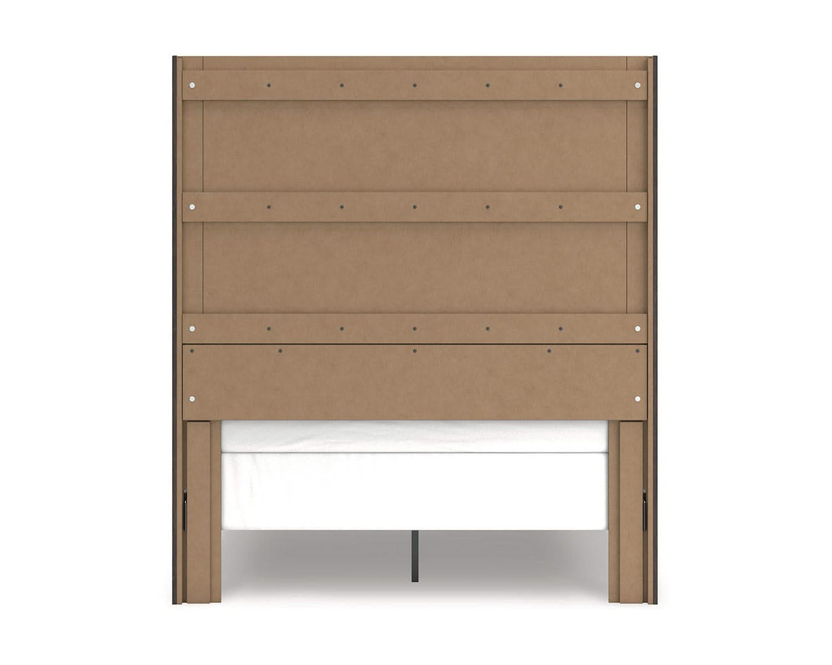 Fraluna Queen Panel Bed