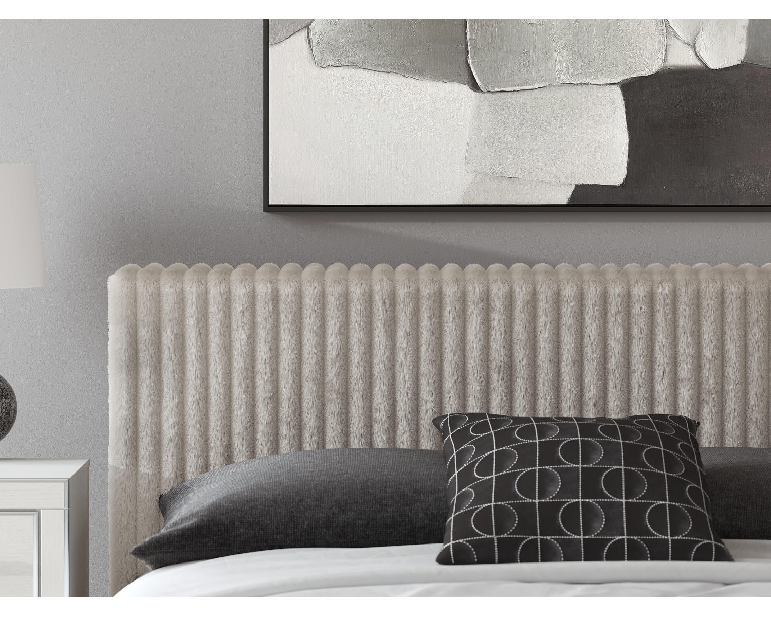 Zuraleus King Upholstered Bed