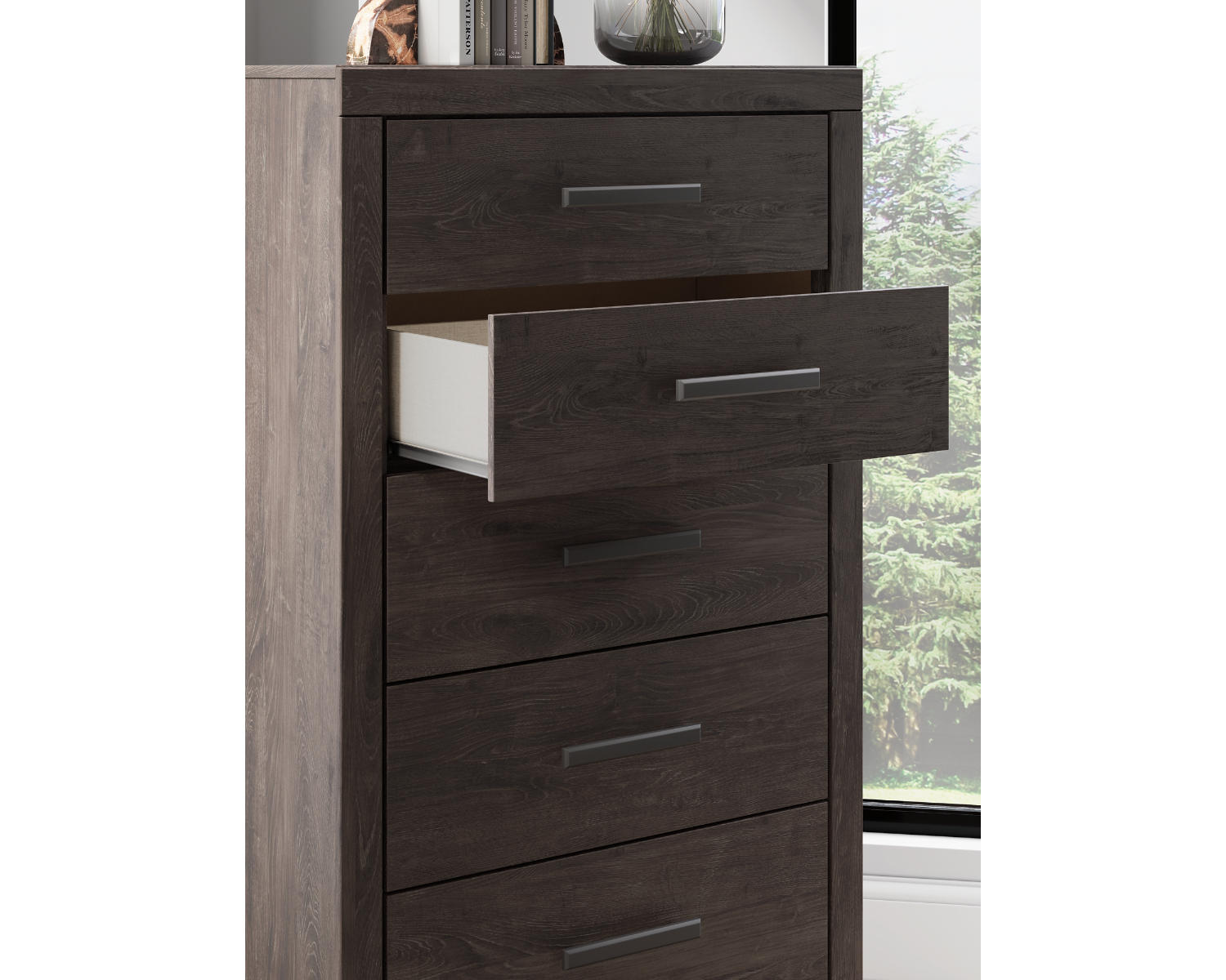 Prendonea Chest of Drawers