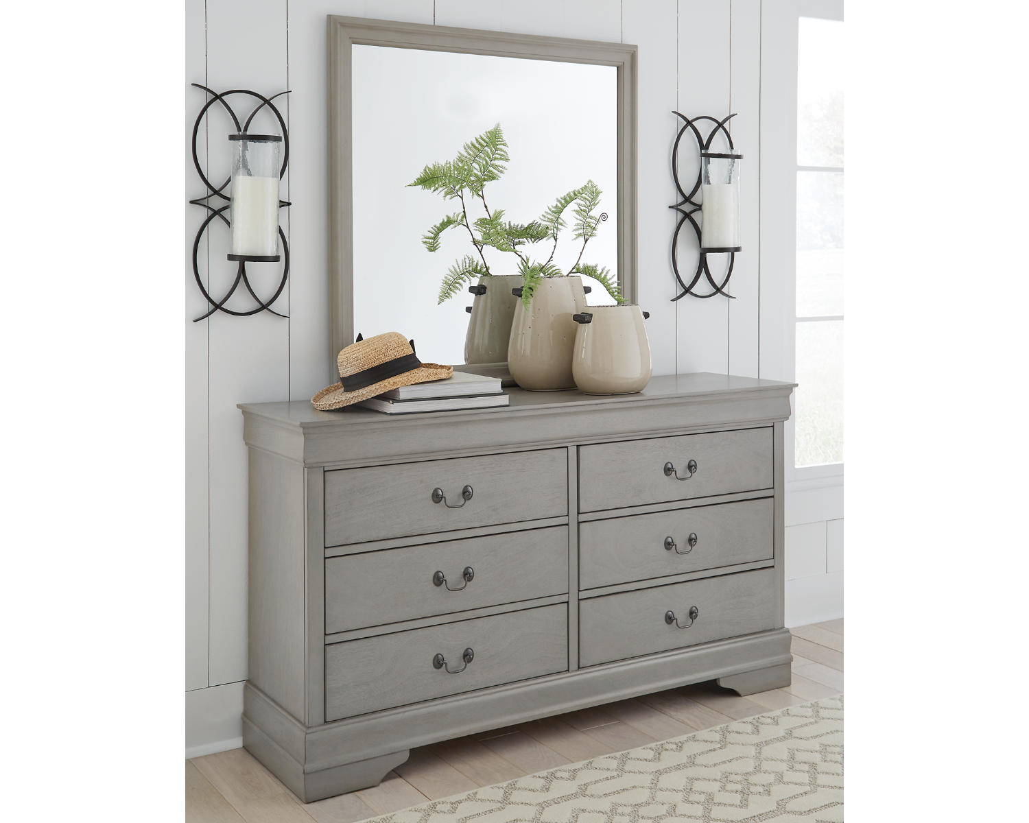 Kordasky Dresser and Mirror