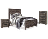 Cama Queen con paneles cruzados Wynnlow, cómoda y mesita de noche