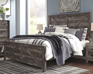 Cama y cómoda con paneles Wynnlow King Crossbuck