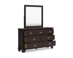 Covetown Twin Panel Bed, Dresser and Mirror