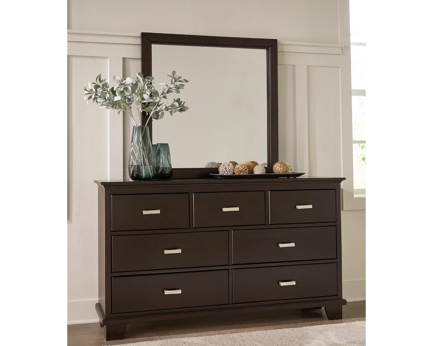 Covetown King Panel Bed, Dresser, Mirror and Nightstand