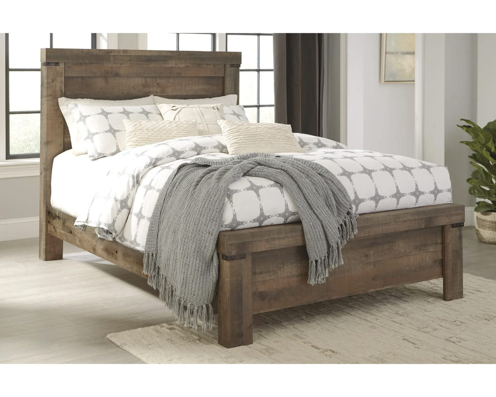 Trinell Queen Panel Bed