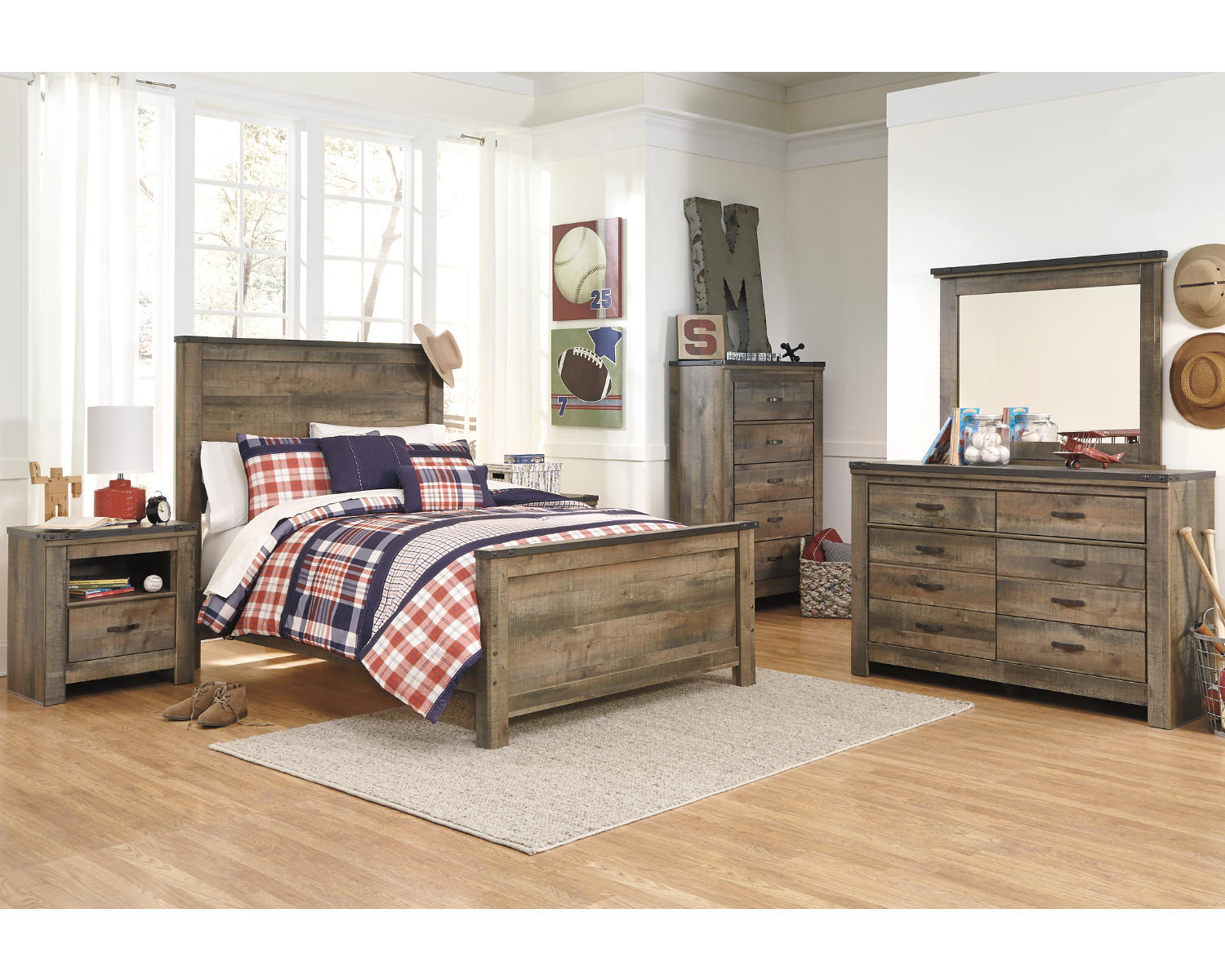 Trinell Full Panel Bed with Mirrored Dresser