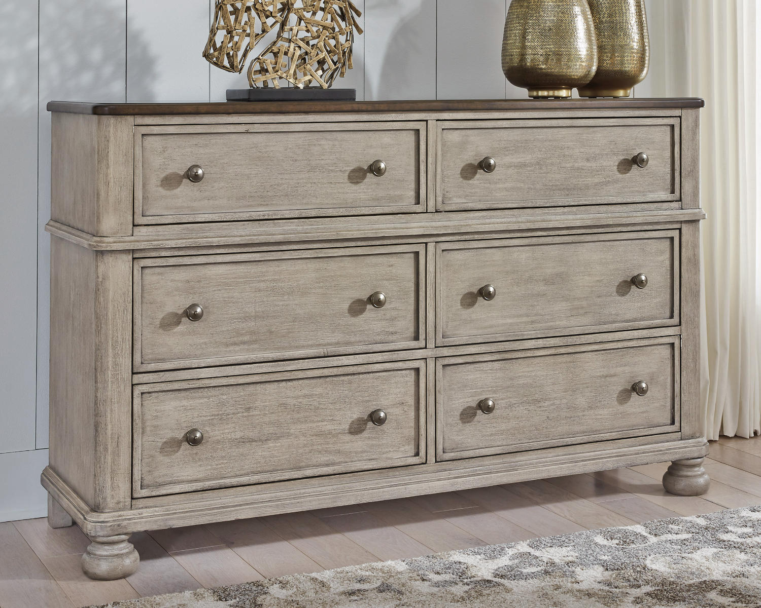Falkhurst Dresser