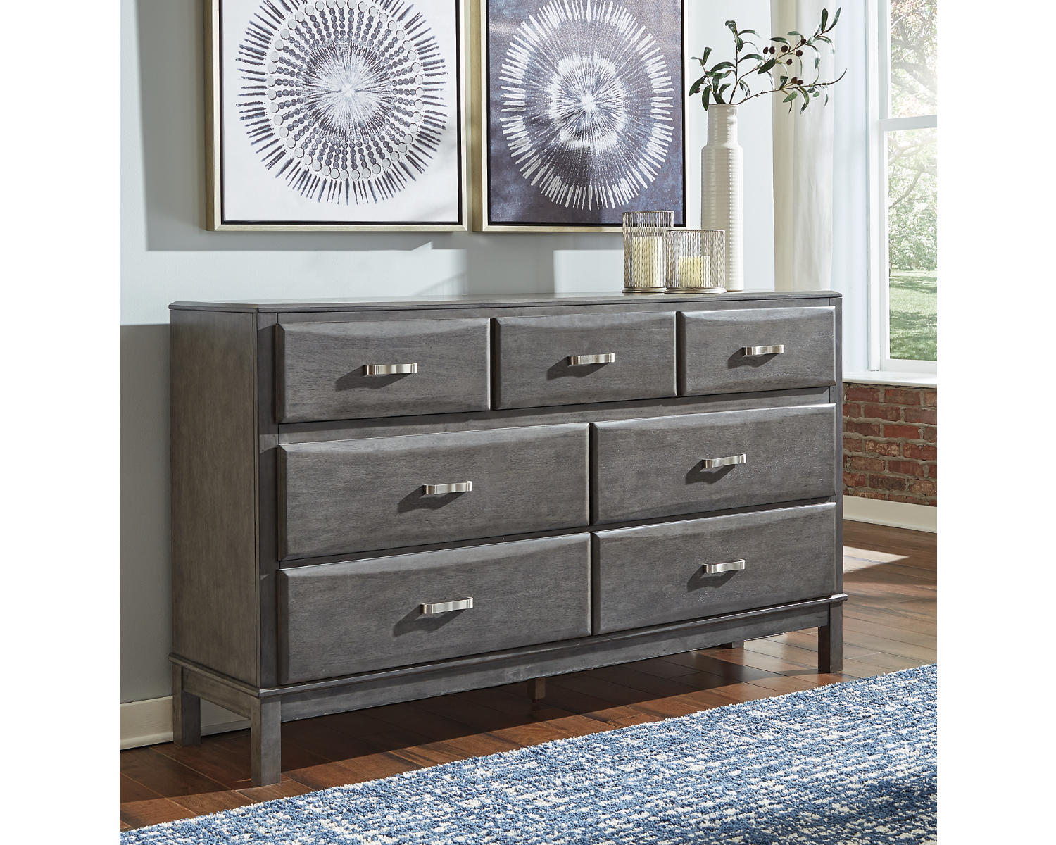 Caitbrook Queen Storage Bed, Dresser and Chest