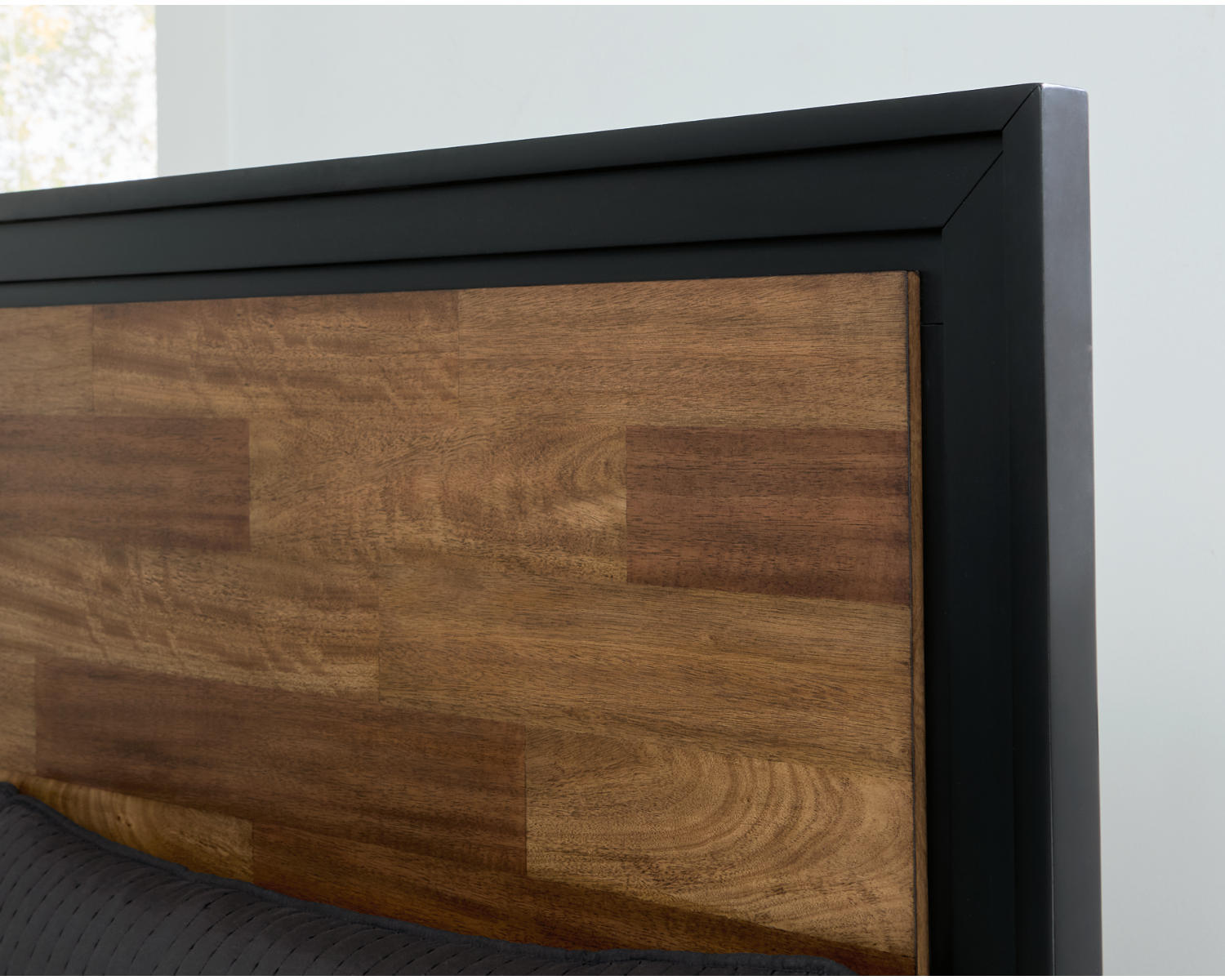 Kraeburn California King Panel Storage Bed