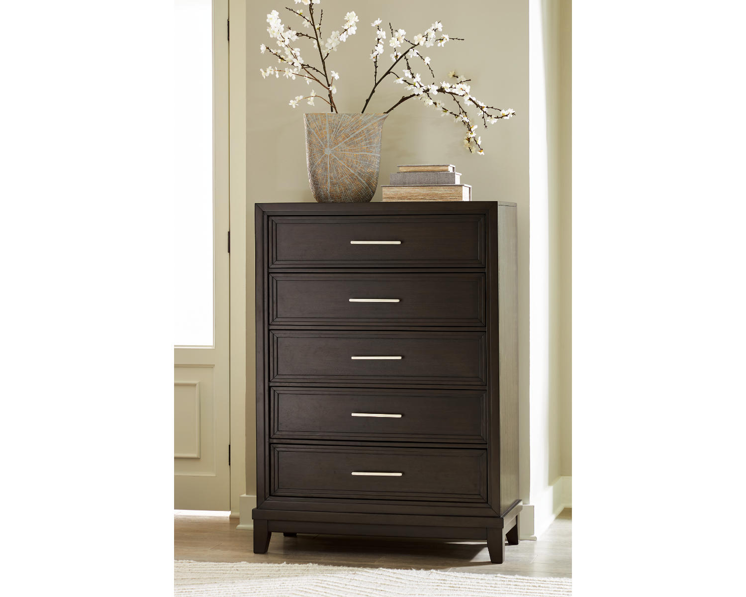 Neymorton Chest of Drawers