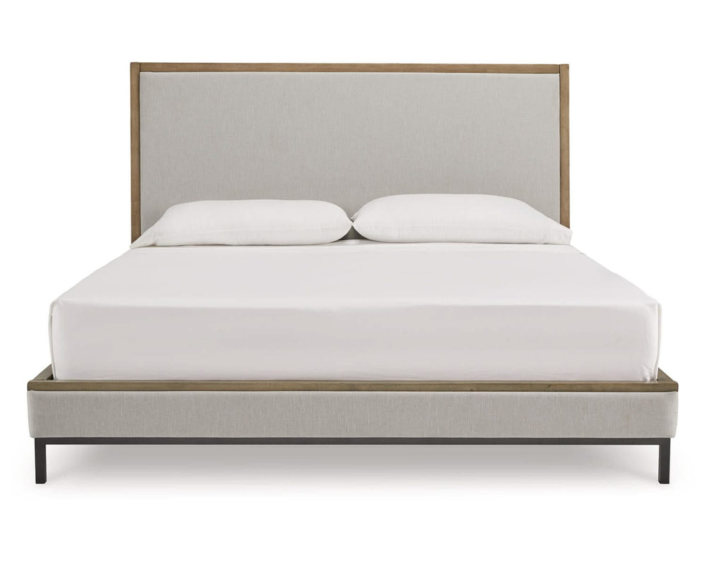 Tomtyn King Upholstered Bed