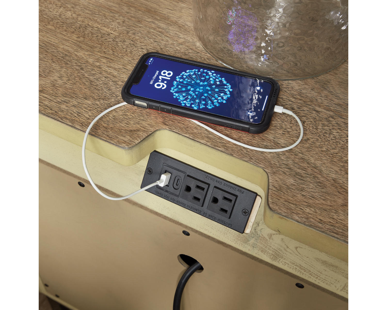 Tomtyn Nightstand