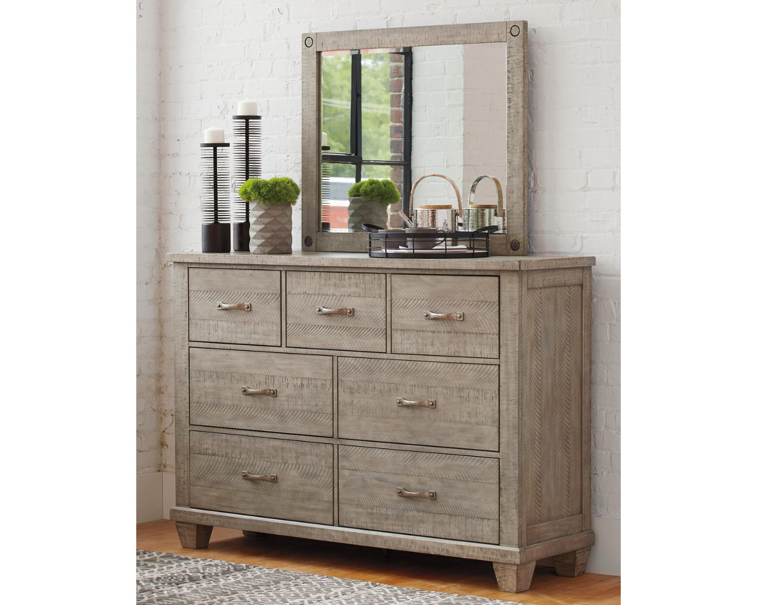Naydell Dresser and Mirror