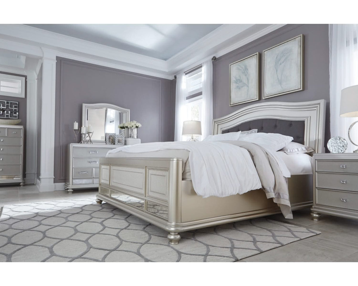 Coralayne King Panel Bed