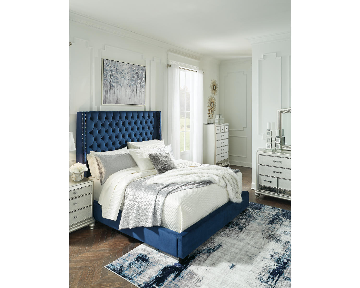 Coralayne California King Upholstered Bed