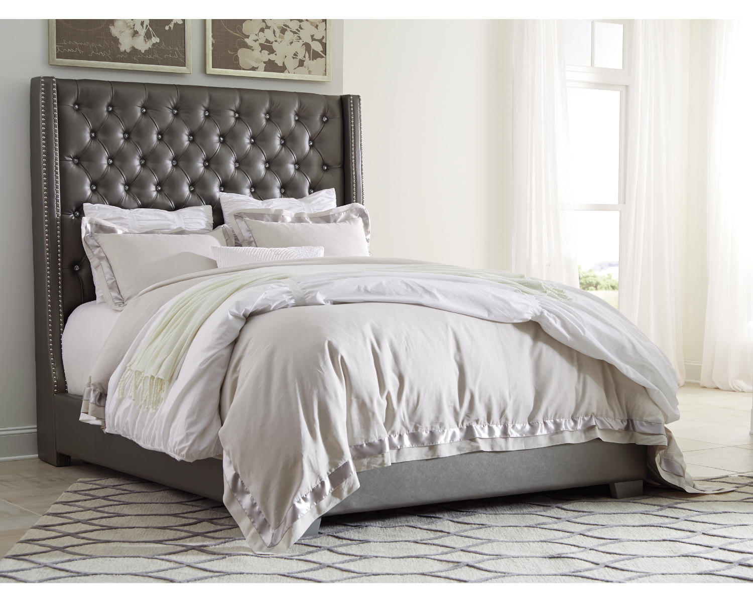 Coralayne California King Upholstered Bed